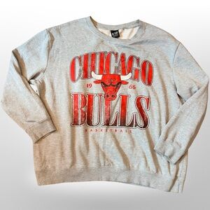 🏀 Oversized Chicago Bulls Graphic Sweatshirt | 1 XL